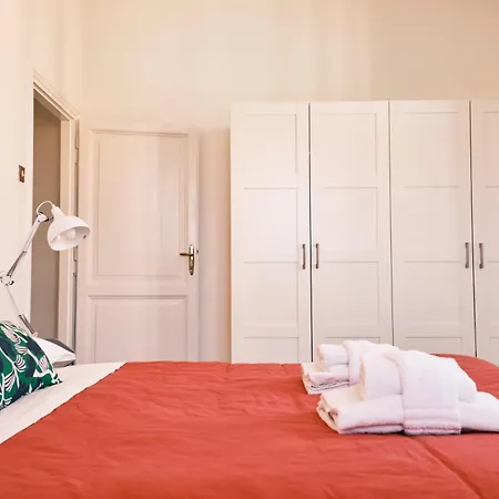 Carolina Trastevere House Апартаменты Рим